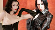 Marilyn Manson goli Stoyę